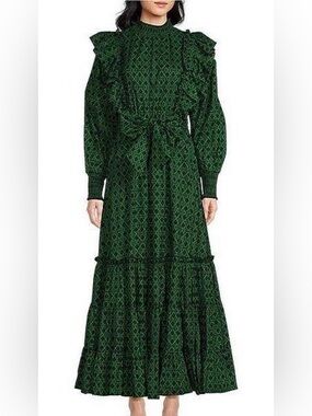 a loves a prairie dress in emerald
